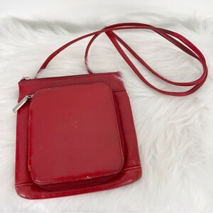 HOBO International Purse Red Leather Crossbody Bag Travel Pockets Roomy